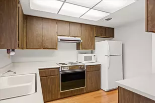 4002 Oak Villa Cir, Carmichael, CA 95608 - Photo 14