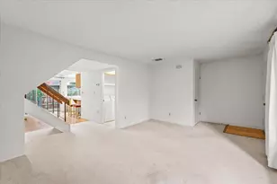 4002 Oak Villa Cir, Carmichael, CA 95608 - Photo 10