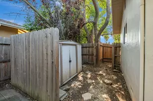 4300 Morpheus Ln, Sacramento, CA 95864 - Photo 30