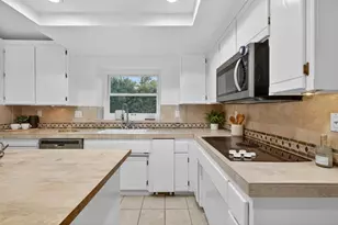 1005 Harrington Way, Carmichael, CA 95608 - Photo 8