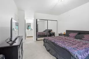 6540 Hayvenhurst Ave, Van Nuys, CA 91406 - Photo 22