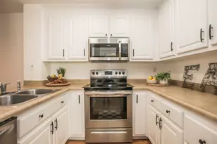1583 W Swain Rd, Stockton, CA 95207 - Photo 20