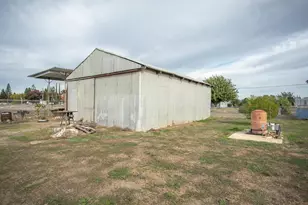 1301 Broadway St, Olivehurst, CA 95961 - Photo 4