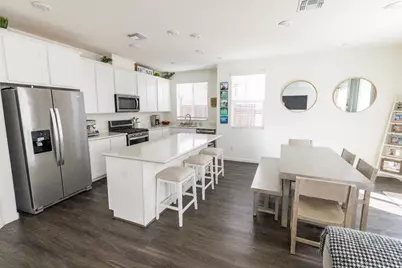 3382 Auburn Leaf Loop, Folsom, CA 95630 - Photo 4