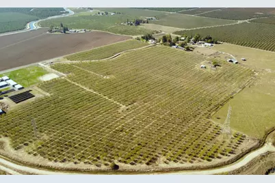 4610 Oakdale Road, Winton, CA 95388 - Photo 2