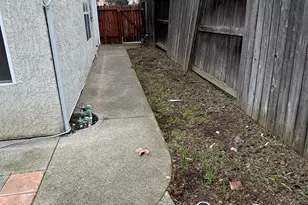 9129 Redwater Dr, Antelope, CA 95843 - Photo 12