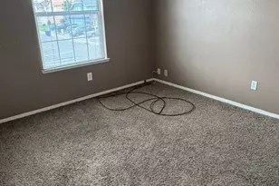 9129 Redwater Dr, Antelope, CA 95843 - Photo 6