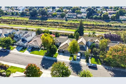 1938 Gerber Drive, Stockton, CA 95209 - Photo 38