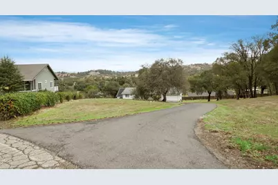 2212 Clair Court, Valley Springs, CA 95252 - Photo 32