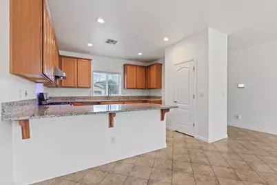 1318 Ladyfern, Plumas Lake, CA 95961 - Photo 4