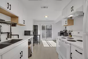 455 Cherry Ln, Manteca, CA 95337 - Photo 18