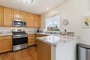 2030 Hyannis Cir, Manteca, CA 95336 - Photo 18