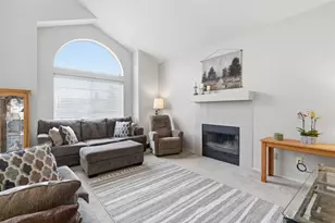 2030 Hyannis Cir, Manteca, CA 95336 - Photo 10