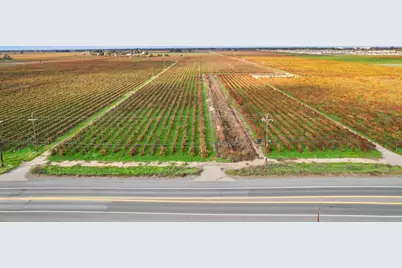 481 W Highway 12, Lodi, CA 95242 - Photo 16