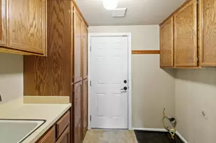 3905 Alessandro Ln, Modesto, CA 95356 - Photo 24