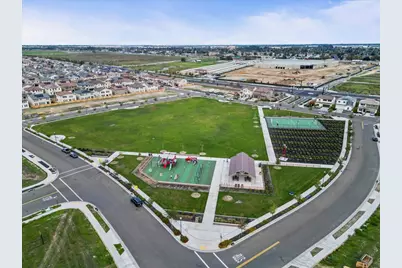 15961 Mavericks Lane, Lathrop, CA 95330 - Photo 30