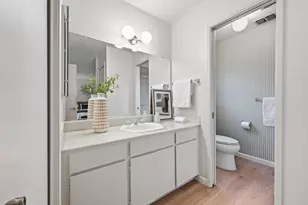 1237 Lantern Ct, Sacramento, CA 95864 - Photo 32