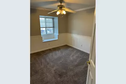 5723 Larcom Lane, Stockton, CA 95210 - Photo 16