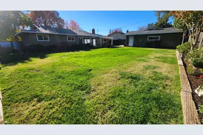 2912 Squire Avenue, Redding, CA 96002 - Photo 34