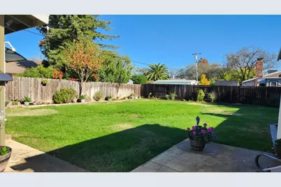 2912 Squire Avenue, Redding, CA 96002 - Photo 32