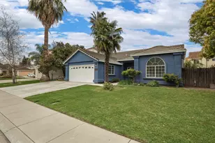 9673 Twin Creeks Ave, Stockton, CA 95219 - Photo 4