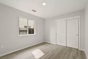 9673 Twin Creeks Ave, Stockton, CA 95219 - Photo 32