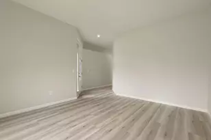 9673 Twin Creeks Ave, Stockton, CA 95219 - Photo 10