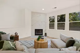 3947 Heathrow Ln, El Dorado Hills, CA 95762 - Photo 10