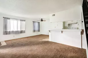 9049 El Cajon Way, Sacramento, CA 95826 - Photo 8