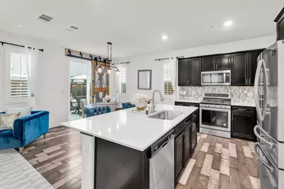 8193 Kramer Ranch Lane, Elk Grove, CA 95758 - Photo 14