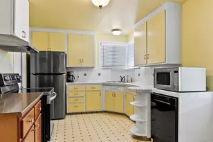 2604 Butano Dr, Sacramento, CA 95821 - Photo 16