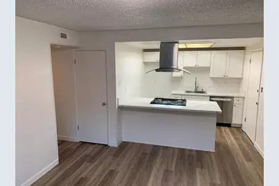 10128 Crawford Way, Sacramento, CA 95827 - Photo 2