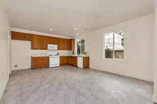 2325 S Creekside Dr, Los Banos, CA 93635 - Photo 16