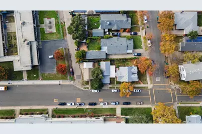 405 S Pleasant Avenue, Lodi, CA 95240 - Photo 24