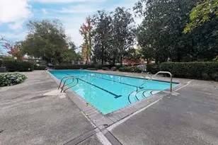 2200 Woodside Ln, Sacramento, CA 95825 - Photo 24