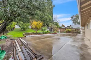 6070 Peoria Dr, Citrus Heights, CA 95621 - Photo 16