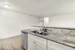 57 La Fresa Ct, Sacramento, CA 95823 - Photo 16