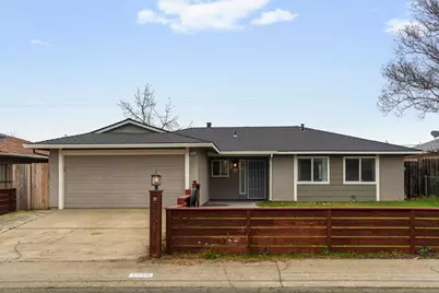7358 Candlelight Way, Citrus Heights, CA 95621 - Photo 2