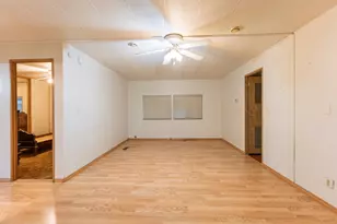 Hibiscus, Sacramento, CA 95828 - Photo 24