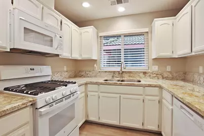1084 La Mesa Street, Escalon, CA 95320 - Photo 14