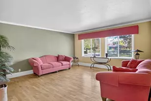 8730 Bamarcia Dr, Elk Grove, CA 95624 - Photo 12