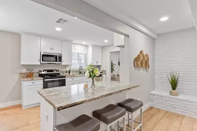 2449 Empress Street, Sacramento, CA 95815 - Photo 14