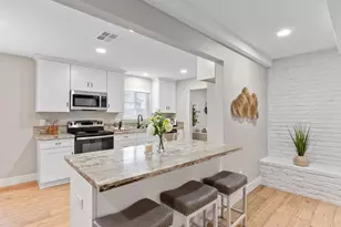 2449 Empress St, Sacramento, CA 95815 - Photo 14