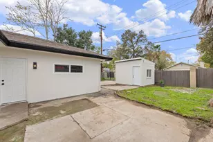 2449 Empress St, Sacramento, CA 95815 - Photo 38