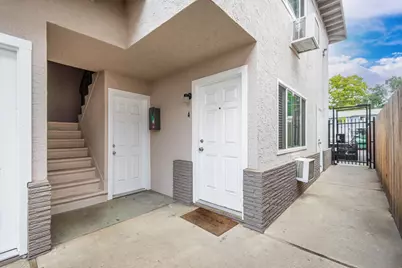 1817 W Street, Sacramento, CA 95818 - Photo 16