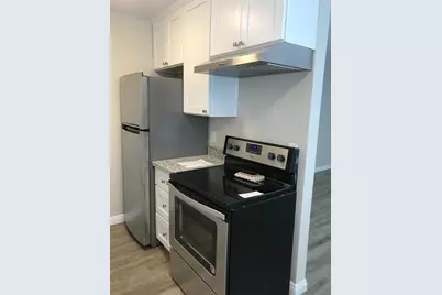 1817 W Street, Sacramento, CA 95818 - Photo 6