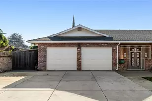 1410 Hillview Dr, Modesto, CA 95351 - Photo 2