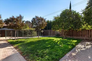 1410 Hillview Dr, Modesto, CA 95351 - Photo 42