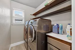 1502 Blue Ln, Roseville, CA 95747 - Photo 16