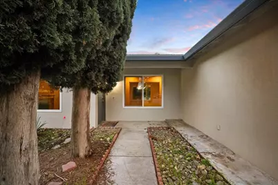 2617 Stingray Court, Sacramento, CA 95826 - Photo 6